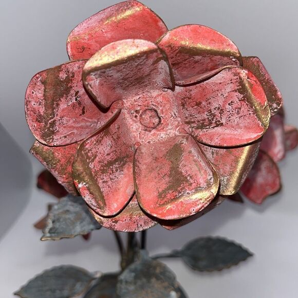 Metal Candle Holder Aged Welded Rustic Patina Pink Metallic Gold Roses w/ Leaves - Picture 9 of 17
